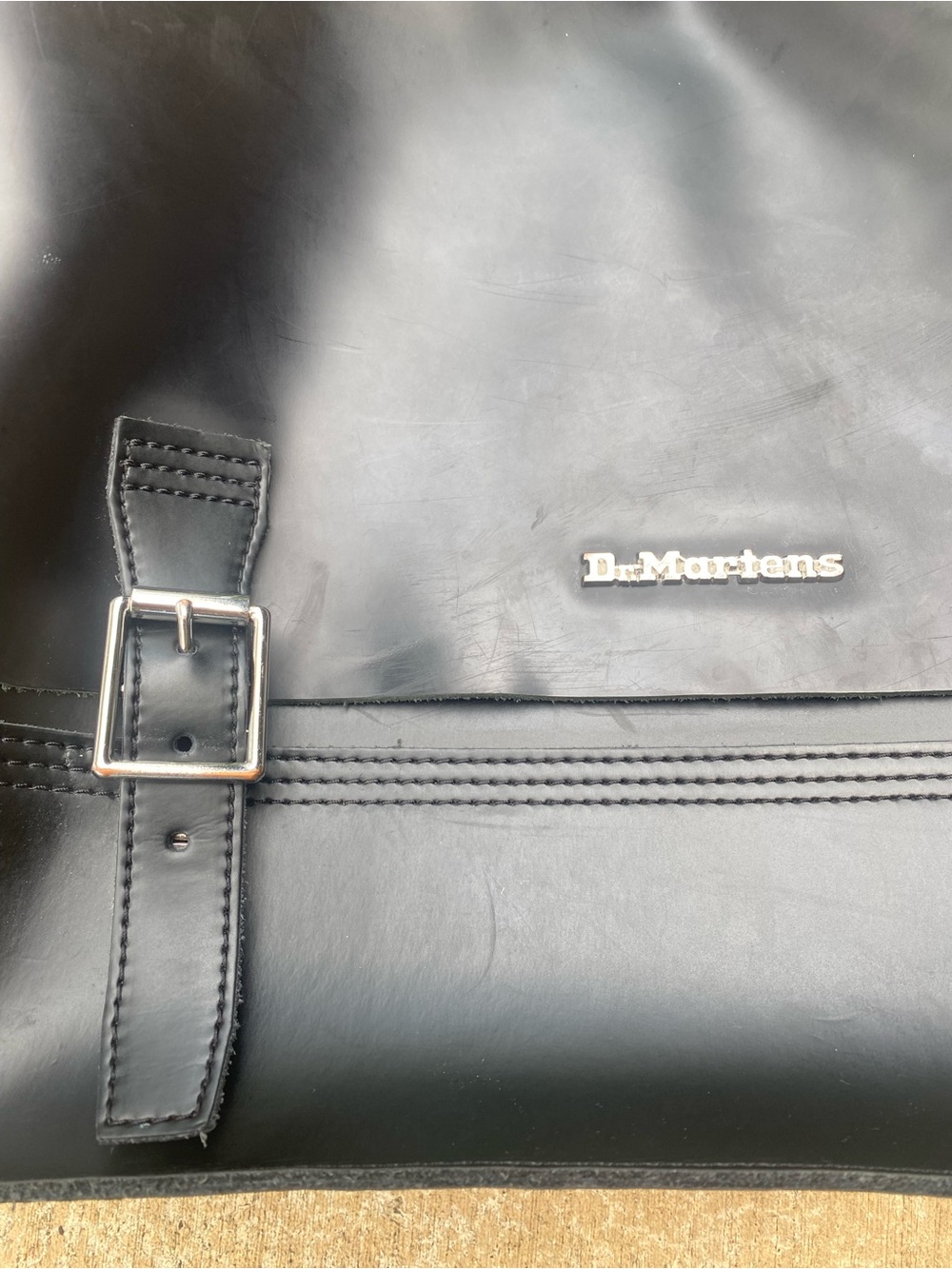 Dr. Martens Laptop Black Leather Messenger Bag with Top Handle 14”x12” - Picture 4 of 13